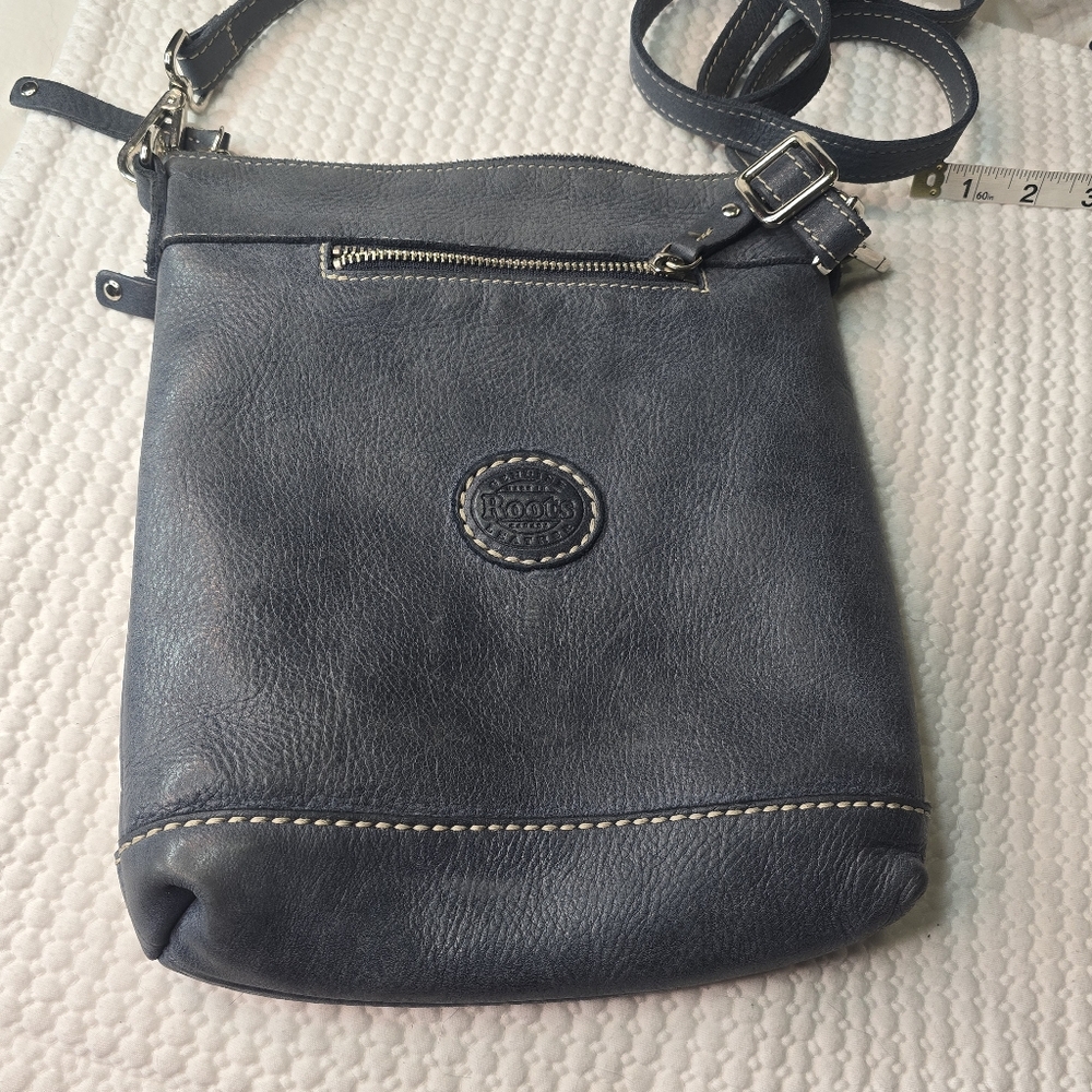 Roots Riverside Leather Bag/crossbody - Picture 12 of 16